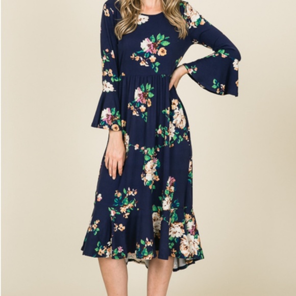 Reborn J Dresses & Skirts - HP 4/24 CLEARANCE! Midi Dress Navy Floral Ruffles